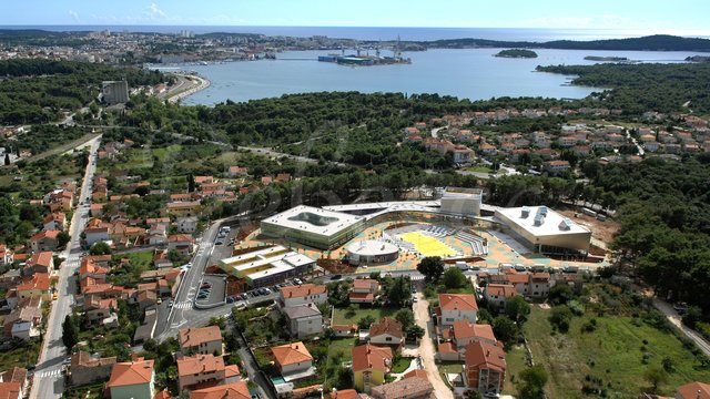 Apartment, Veli vrh Thumbnail